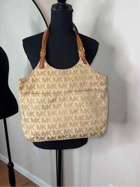 Michael Kors Signature Monogram Shoulder Bag Tote